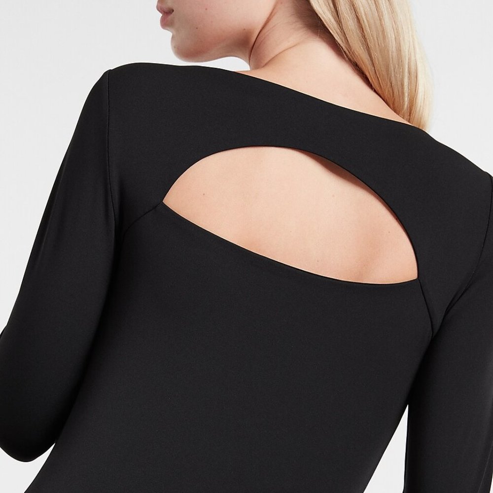 NWT EXPRESS Womens Body Contour Long Sleeve Back Cutout Mini Dress Size S